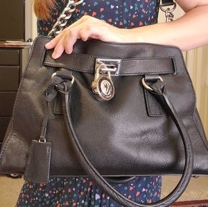 Black Michael Kors shoulder bag